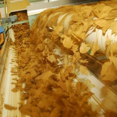 Aroma making from tobacco flakes